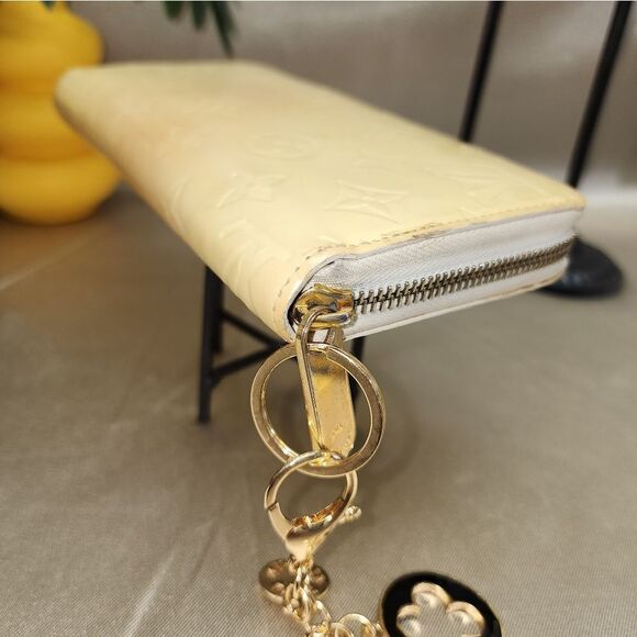 Authentic Louis Vuitton Yellow Vernis Zipper Around Wallet W/ Dust Bag - Picture 8 of 17